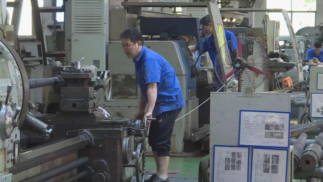 可敬！國(guó)慶中的兵裝身影
