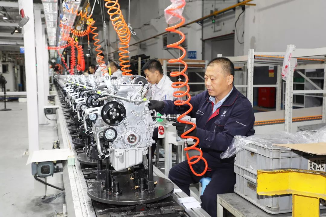可敬！國(guó)慶中的兵裝身影